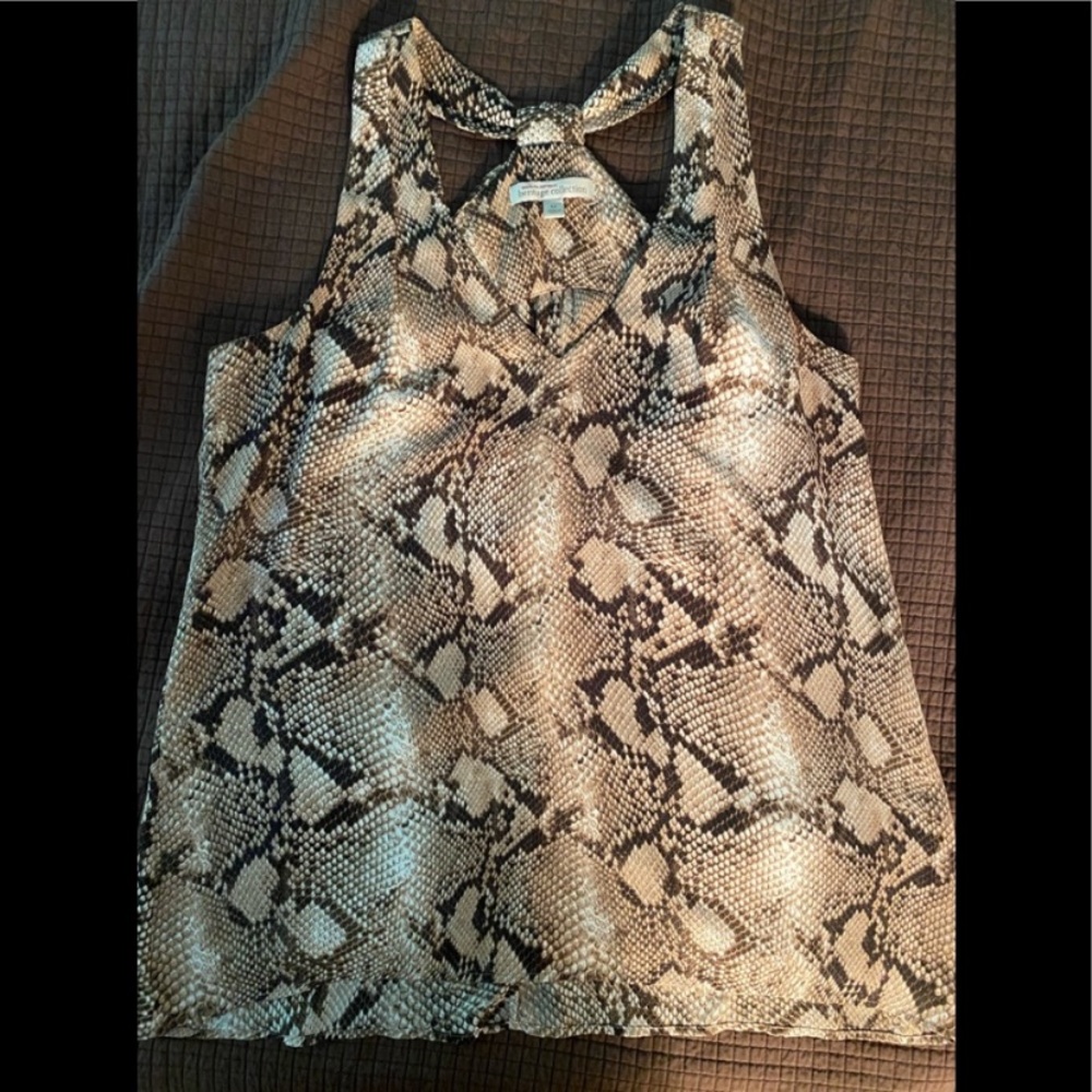 Snake racer back tank top